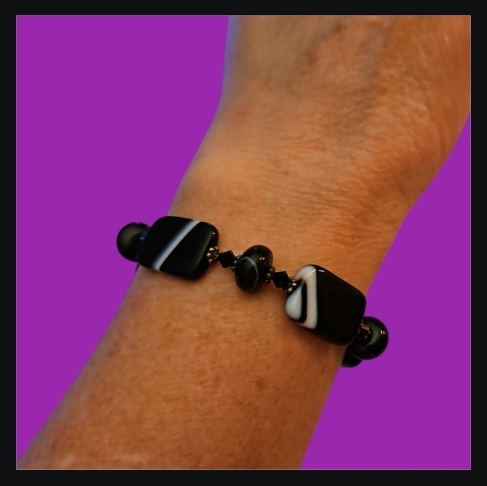 Black Agate Monochrome Beaded Toggle Bracelet